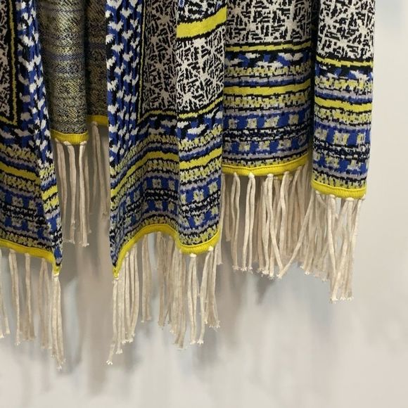 Zozo Women’s Open Front Cardigan Sweater Fringe Hem Mid Length Size Medium - Picture 4 of 10